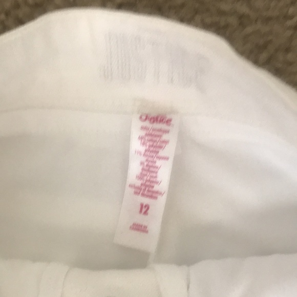 Girls white Justice jean skirt. Weatherd look - Picture 6 of 6